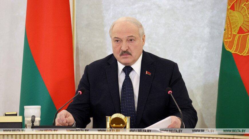 Лукашенко: разведка обнаружила в Украине наемников, перемещающихся вдоль белорусской границы