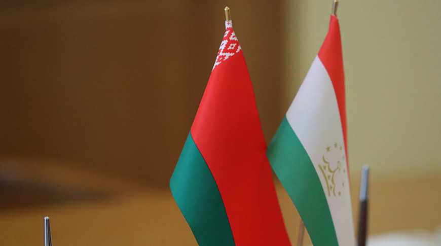 Лукашенко предлагает интенсифицировать сотрудничество Беларуси и Таджикистана