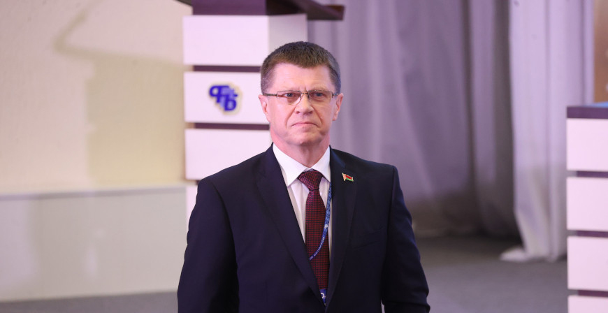 Председателем Федерации профсоюзов Беларуси избран Юрий Сенько
