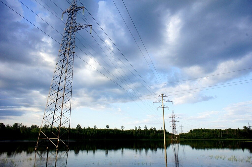 Энергогазинспекция предупреждает: ловить рыбу в водоемах под воздушными линиями электропередачи – опасно для жизни