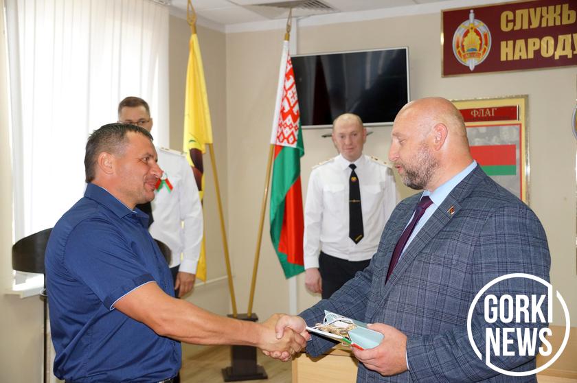 Четверо жителей Украины и одна россиянка торжественно принесли присягу и получили белорусское гражданство