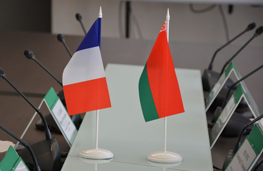 «Мирного и светлого будущего в нашем общем доме — Европе». Лукашенко поздравил народ Франции с национальным праздником