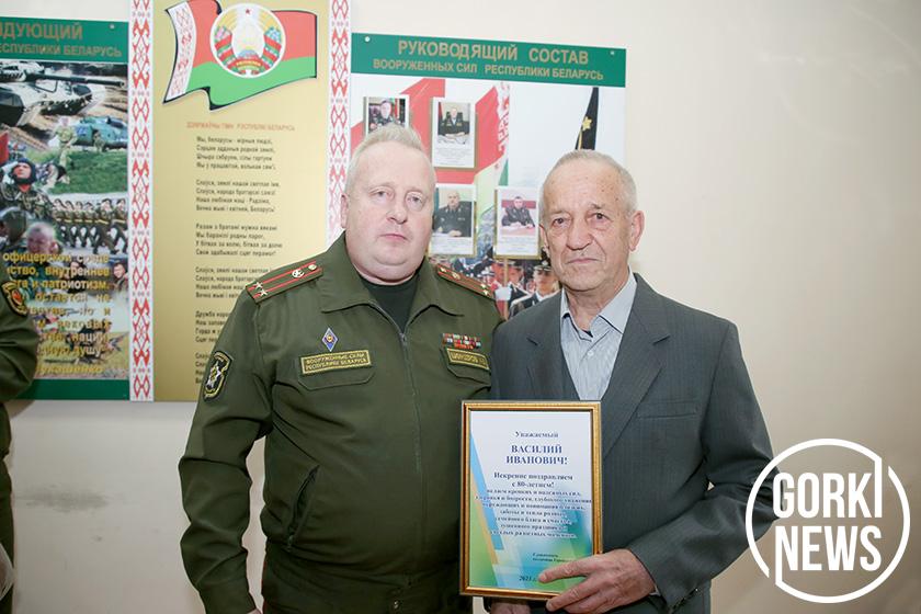 В военном комиссариате района прошло чествование ветерана службы