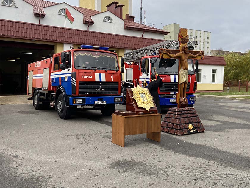 Горецкие спасатели поклонились православным святыням