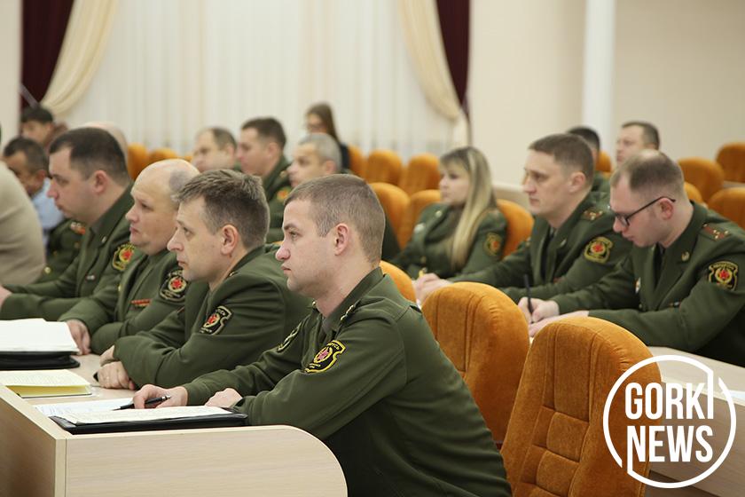 Посмотрите, как прошло практическое занятие для начальников обособленных групп и групп призыва на военную службу военных комиссариатов области