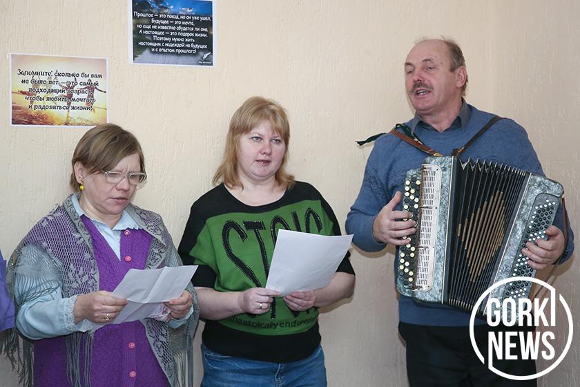 Для посетителей РЦСОН организовали теплую встречу