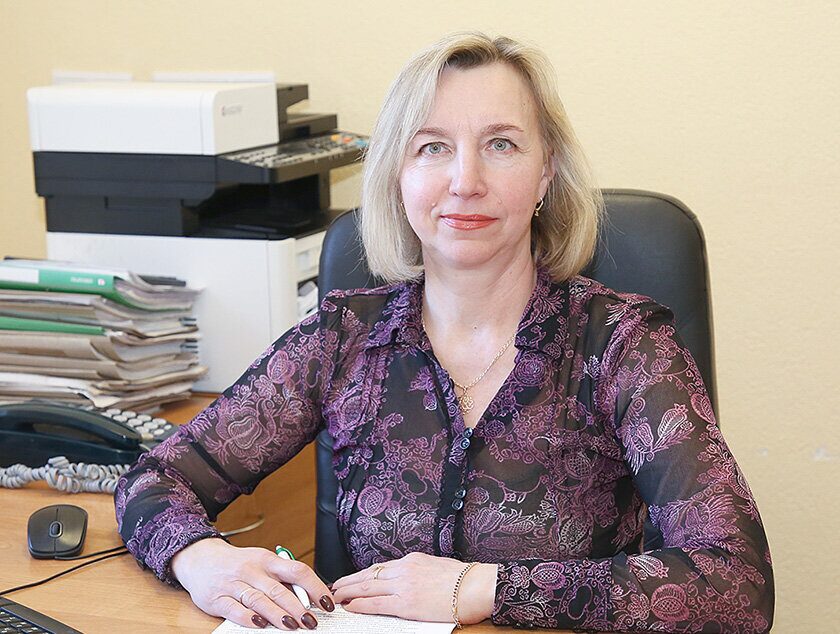 Какой документ выдается клиенту при расчетах наличными деньгами за услуги парикмахера – рассказала заместитель начальника ИМНС