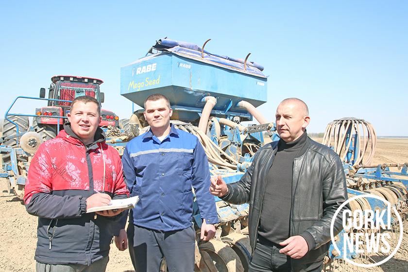 Отличный старт на весенних полевых работах ОАО «Маслаки»