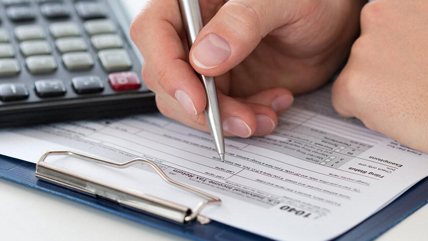 Кто должен до 1 апреля подать декларацию о доходах физлиц за 2023 год? Рассматриваем на конкретных примерах