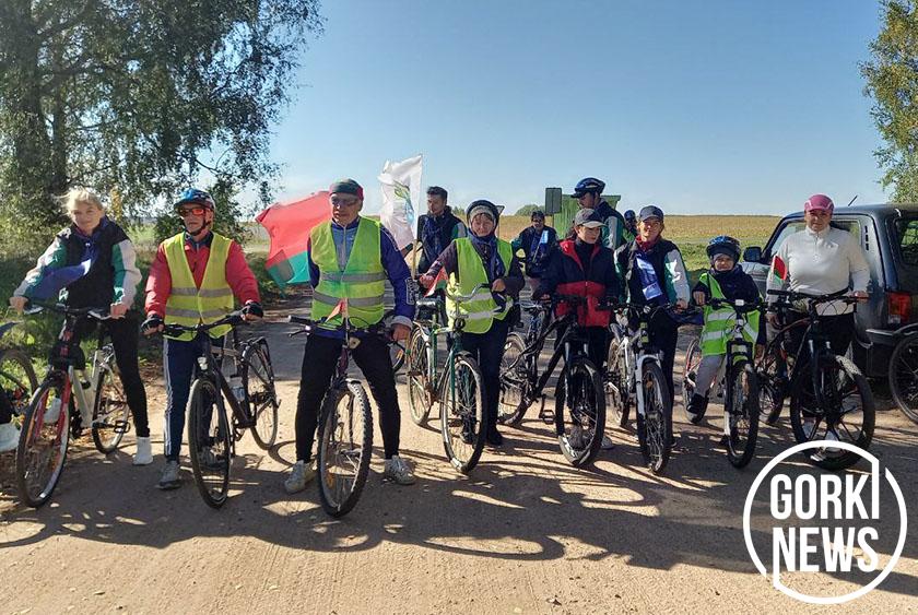 Сегодня 17 сентября в День народного единства из г. Горки стартовал велопробег «Дороги памяти»