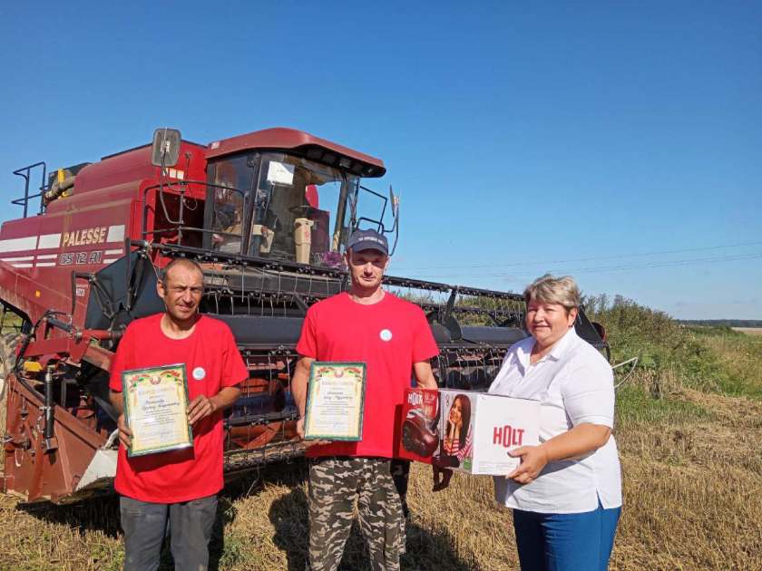 В Горецком районе продолжается чествование героев жатвы