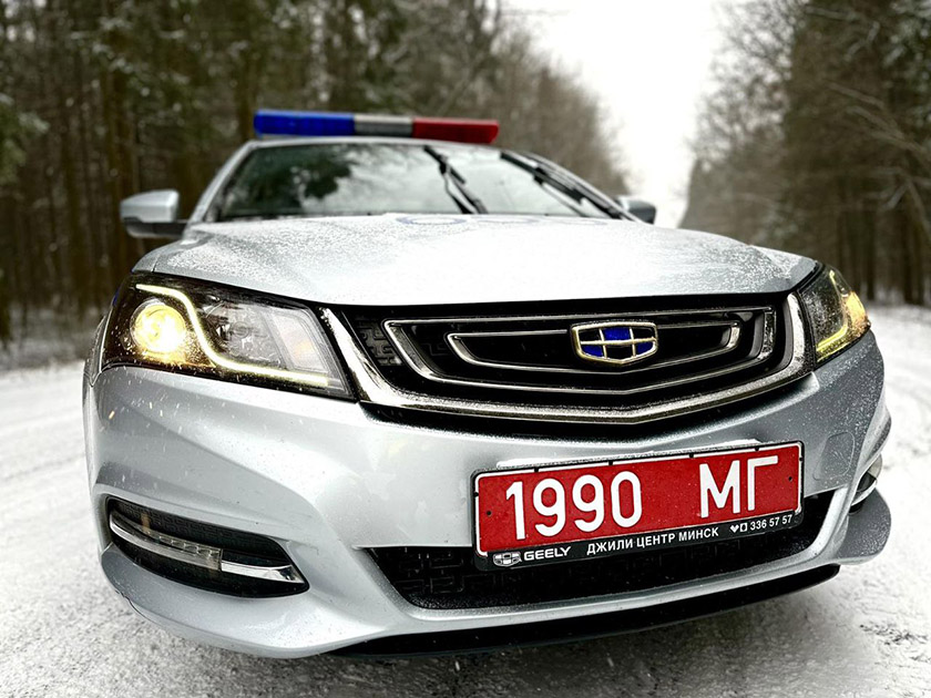 Безопасная езда в зимнее время: Госавтоинспекция Беларуси проводит акцию «Меняй свой стиль на зимний!»