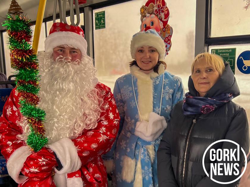 Осторожно, двери закрываются. Следующая остановка — Новый год!