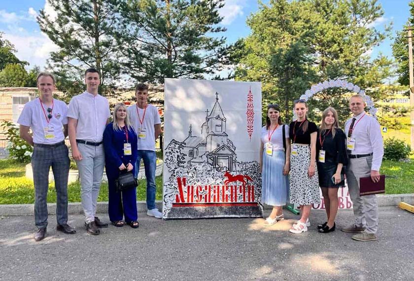 Представители молодежи Горецкого района приняли участие в торжественных мероприятиях поселка Хиславичи Смоленской области