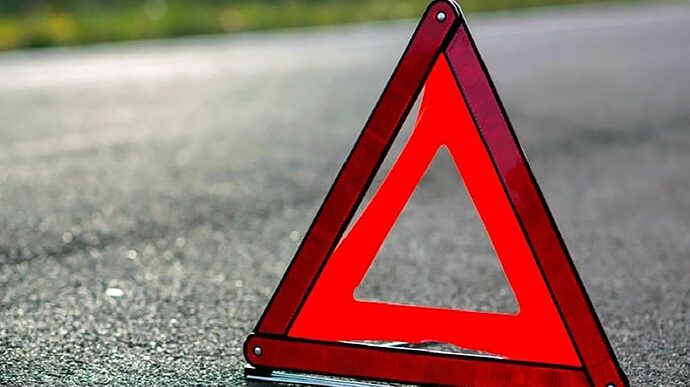 Citroen в Горецком районе съехал в кювет — водитель с травмами госпитализирован