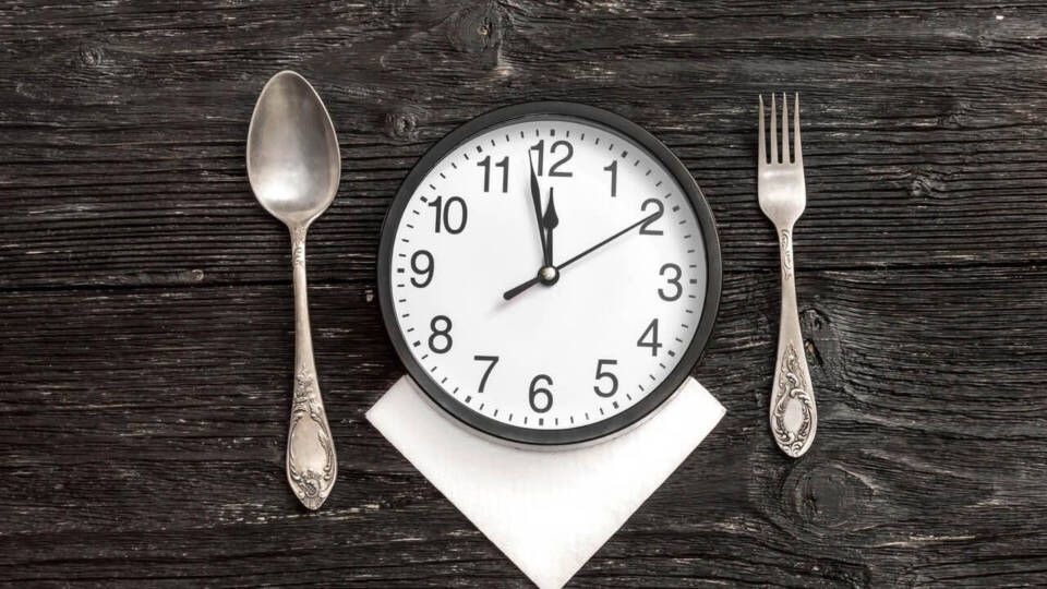 Можно ли работать без обеда – рассказали в Минтруда