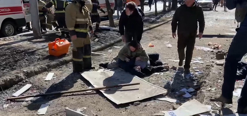 Донецк подвергся массированному ракетному обстрелу