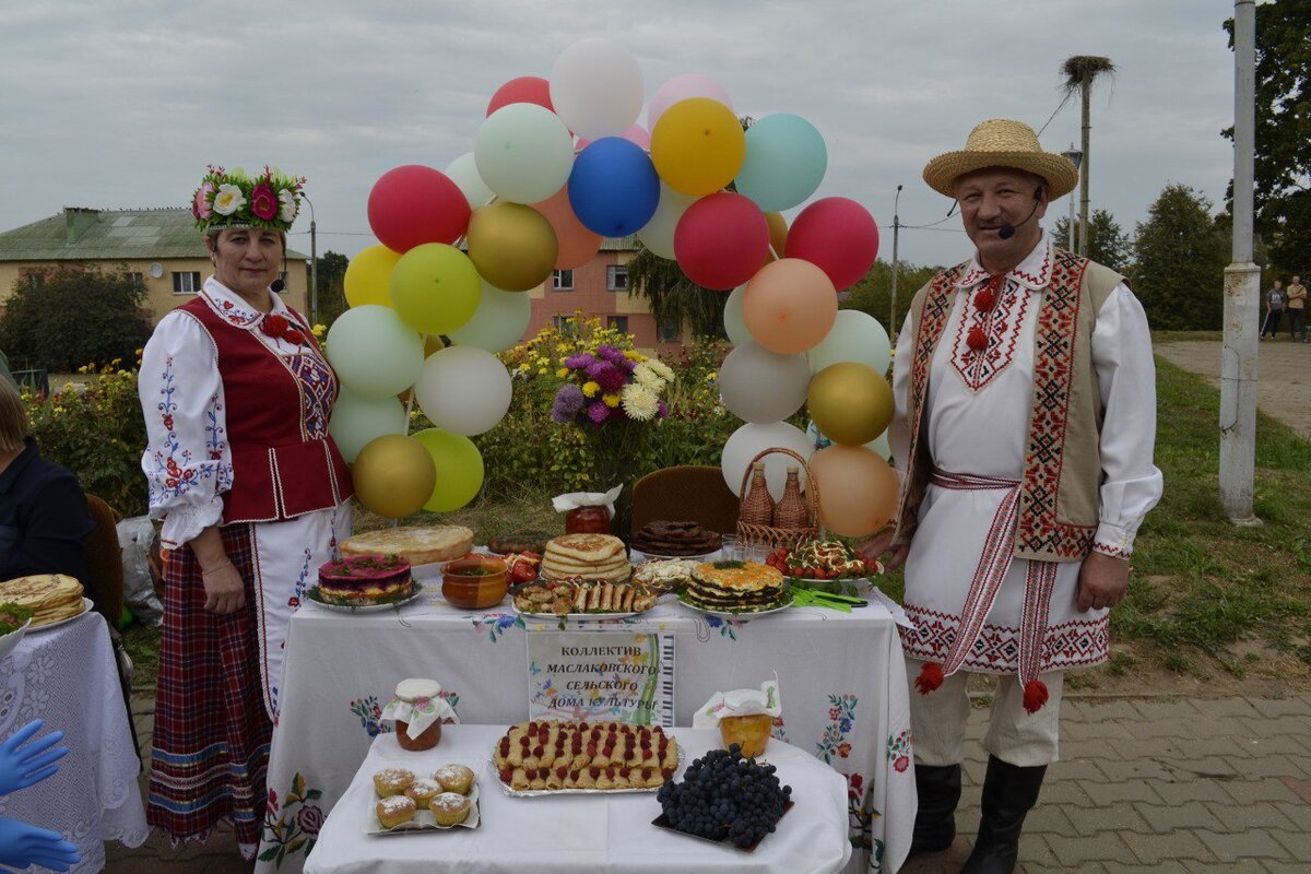 Большой яркий праздник «Живи, деревенька родная!» собрал вместе жителей агрогородка Маслаки, земляков и гостей