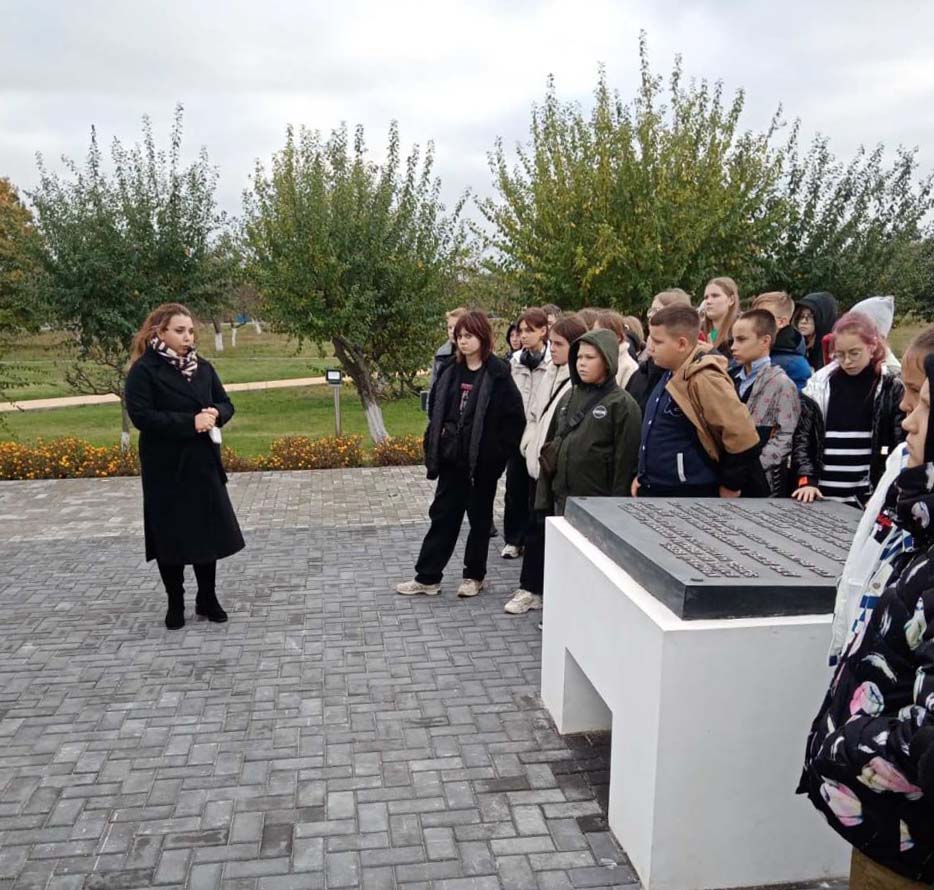 Память о детях войны: что оставила в сердцах школьников экскурсия в «Детскую Хатынь»?