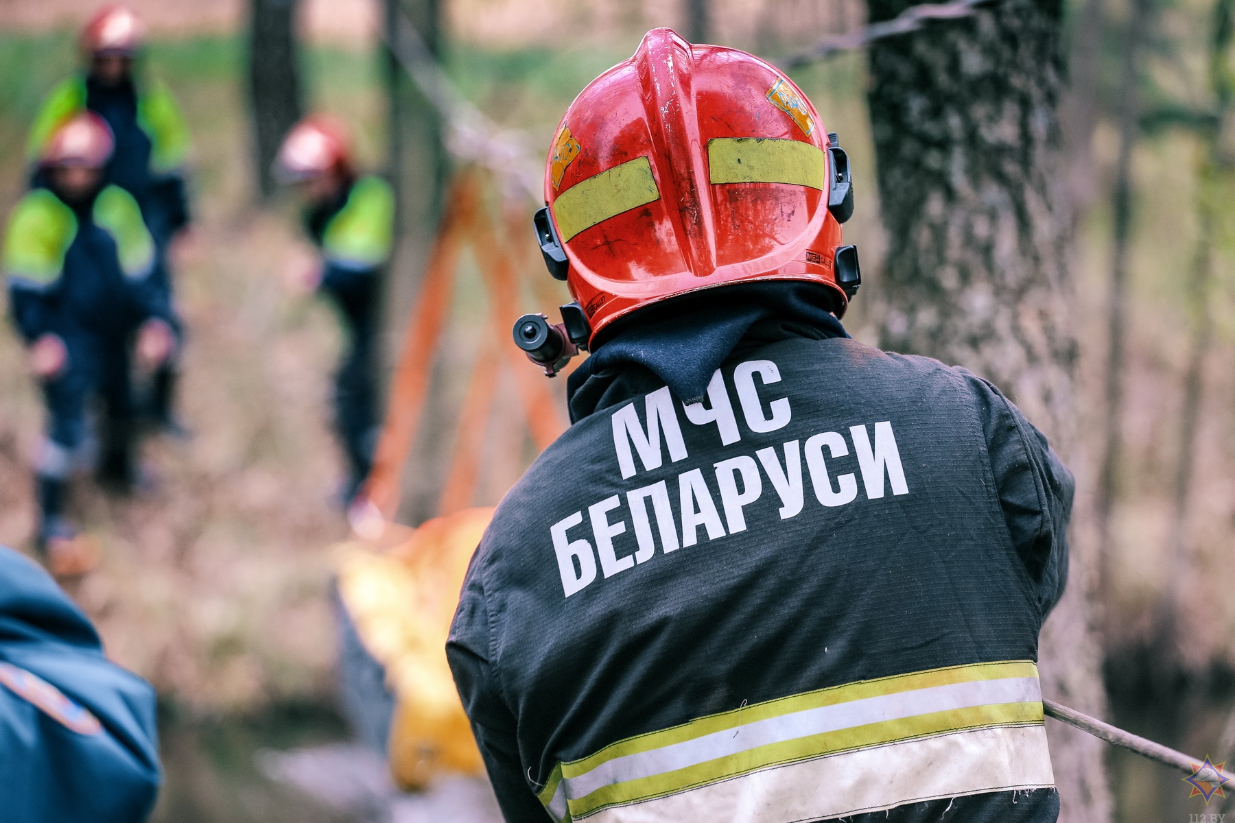 Районная власть поздравляет сотрудников и ветеранов службы МЧС с профессиональным праздником