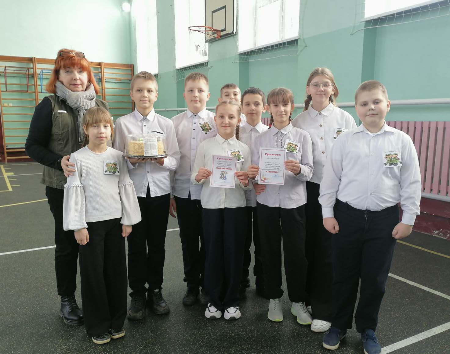 Ловкость, меткость и скорость: в преддверии Дня защитника Отечества школьники соревновались в военно-патриотической игре «Зарница»