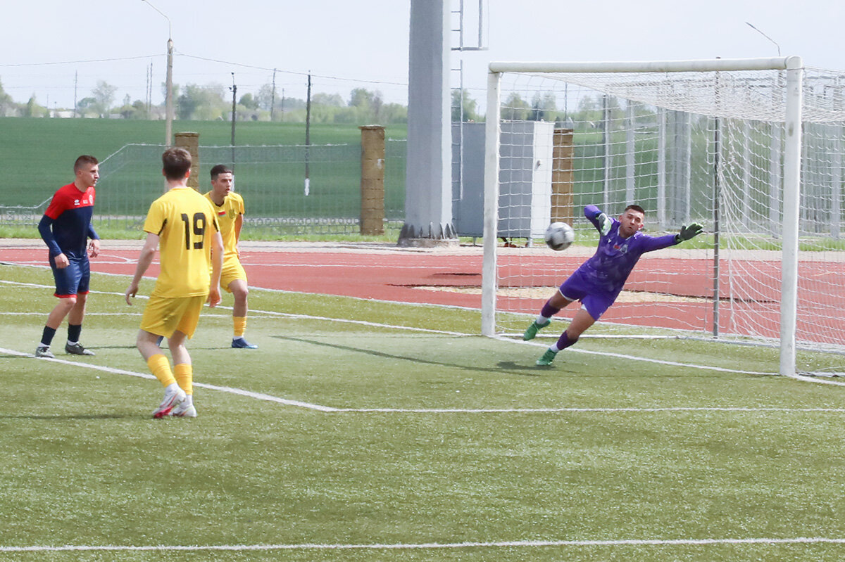 Первый тур Чемпионата Республики Беларусь по футболу: как сыграли команды ФК «Горки» и ФК «Атом»?