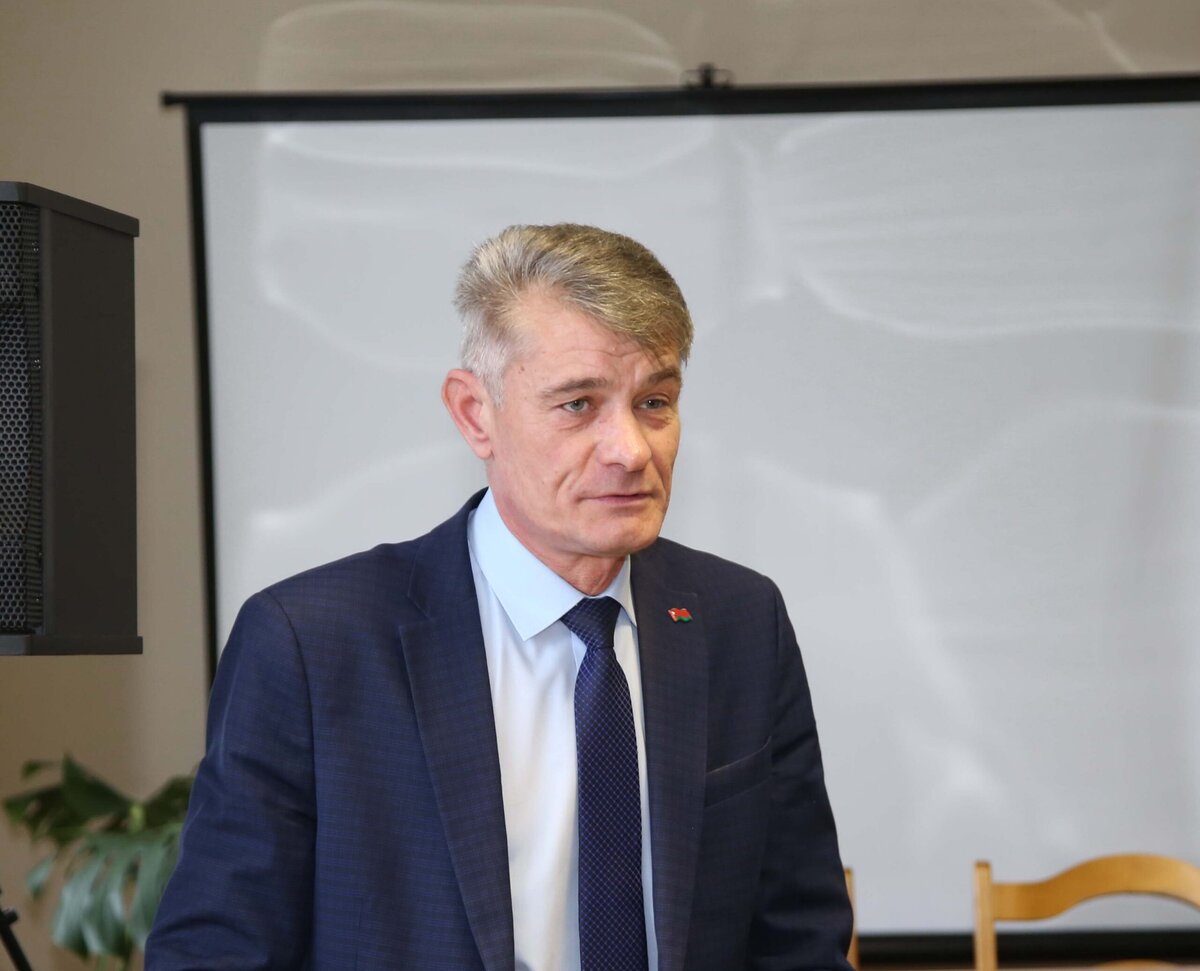 Начальник отдела идеологической работы и по делам молодежи Горецкого райисполкома прокомментировал Директиву № 12