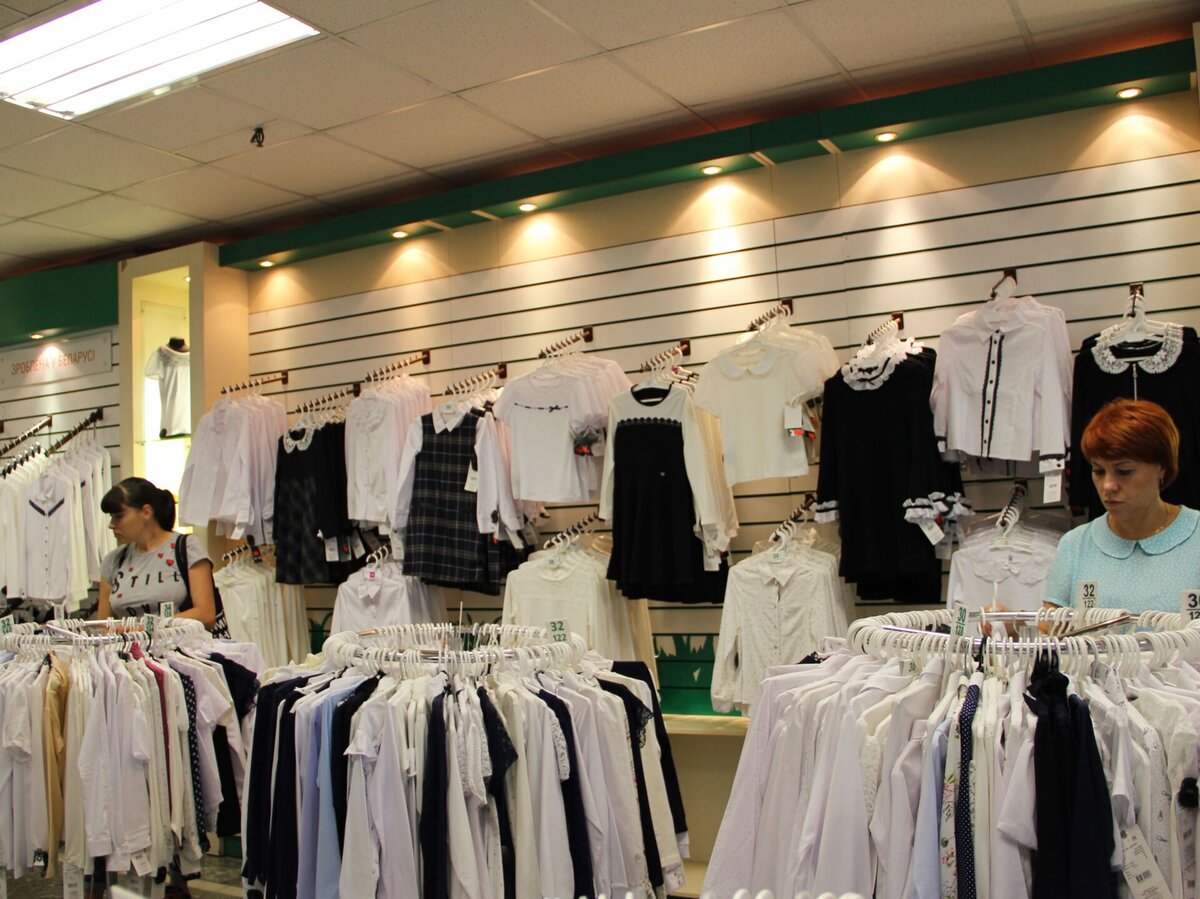 Где покупать школьную форму, рассказали в Минобразования