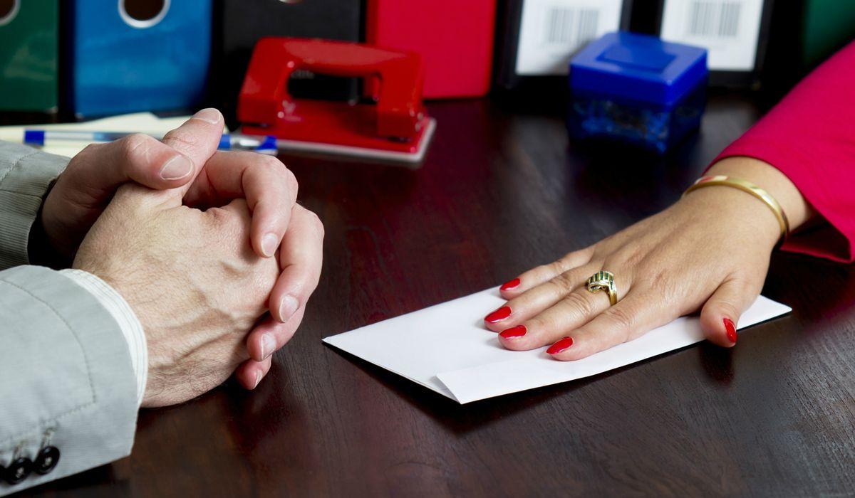 Чем чревато получение взятки?