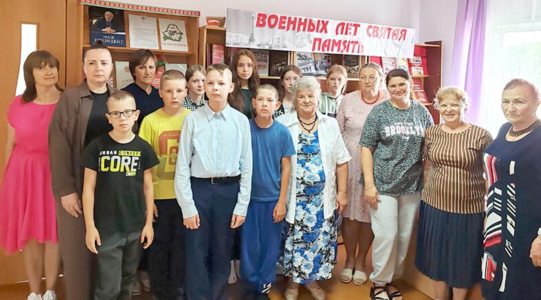 Литературно-­краеведческая встреча, посвященная члену Союза писателей Нине Ковалевой, состоялась в аг. Темный Лес