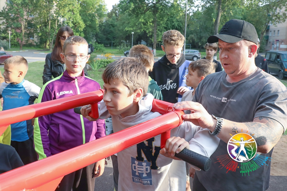 Многофункциональную силовую площадку открыли в Горках, инициатором строительства которой стал Президентский спортивный клуб