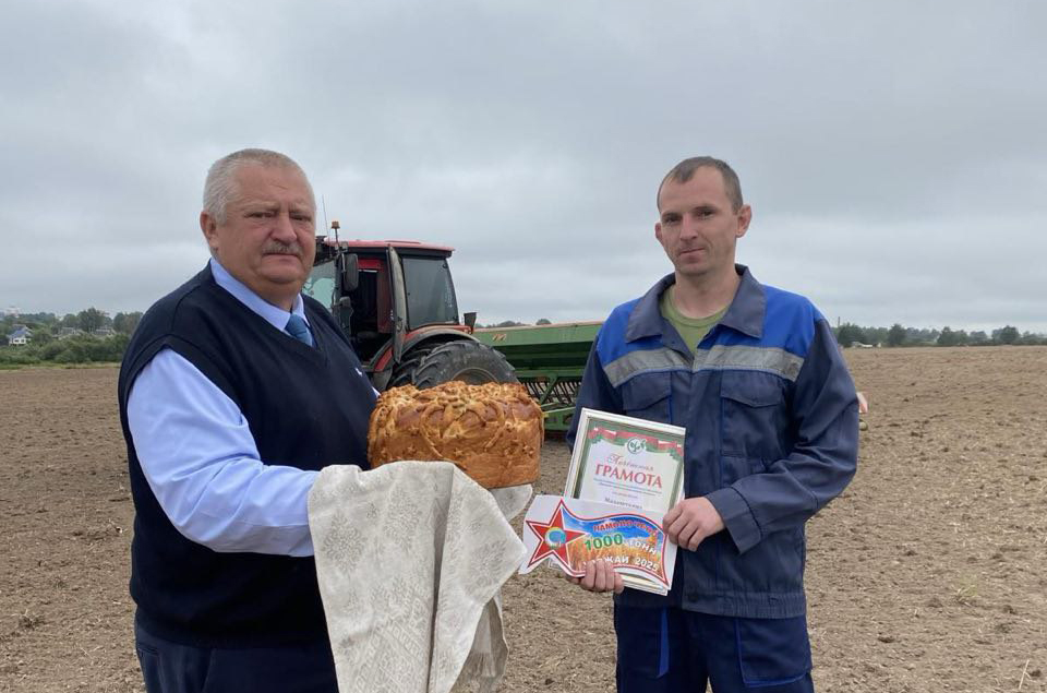 Алексей Малахоткин: молодость за штурвалом, 1000 тонн в бункере