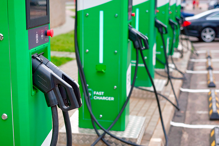 Один из операторов электрозарядных станций Беларуси повышает тарифы на зарядку электромобилей с 6 октября