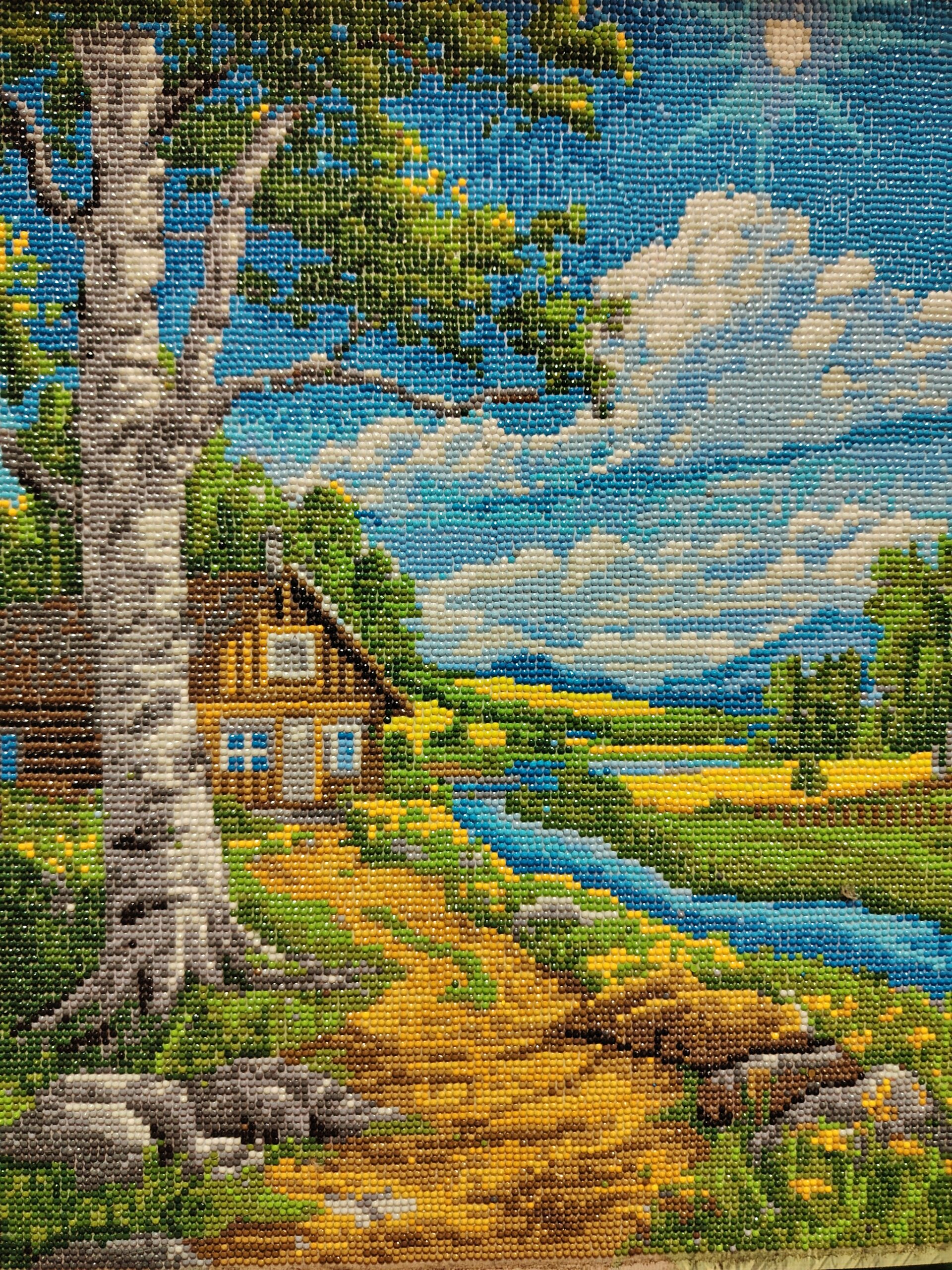 В честь Дня пожилых людей в Добровском сельском доме культуры открылась выставка картин мастериц «золотого возраста»