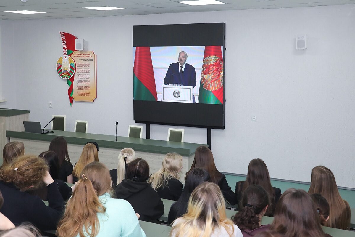 ФОТОФАКТ: Горки смотрят ВНС