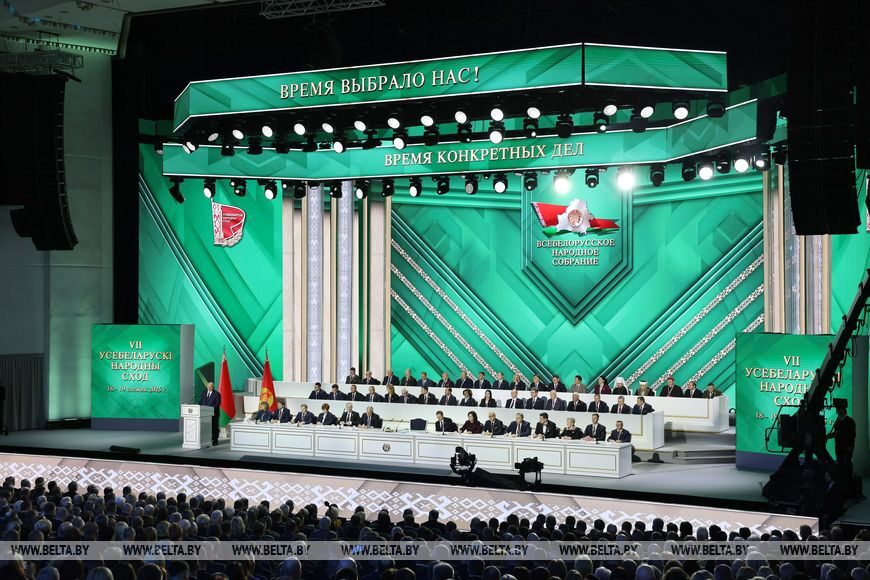 Лукашенко: Беларусь в нынешней пятилетке взяла поставленную планку по экспорту, несмотря на санкции 