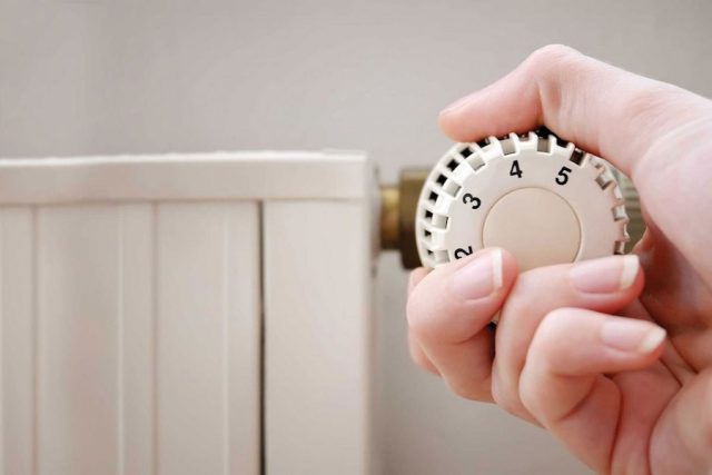 Батареи в квартирах белорусов будут греть сильнее – все из-за морозов