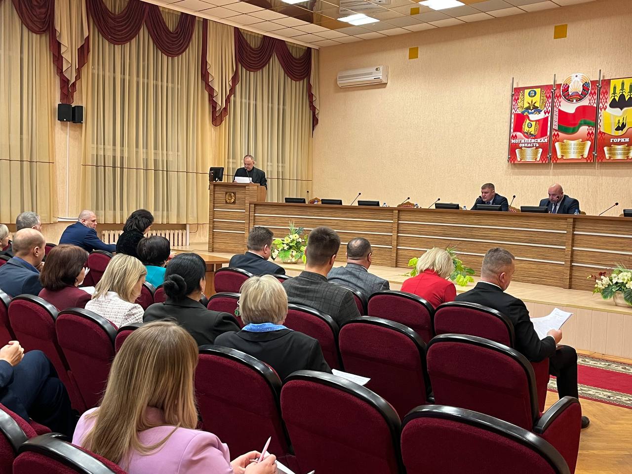 Какие поручения дал председатель райисполкома на первой планерке года