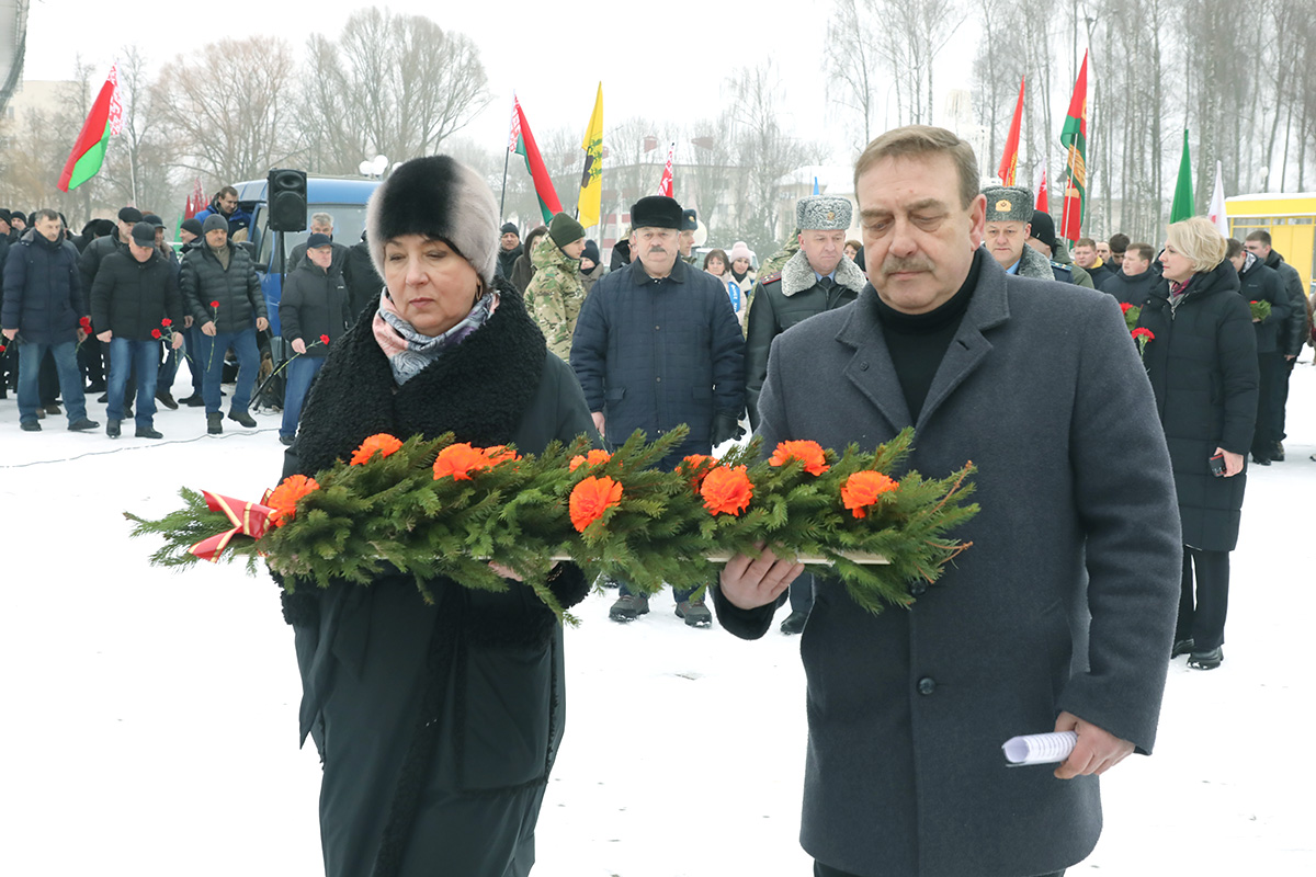 В 37-ю годовщину вывода войск из Афганистана почтили память участников боевых действий