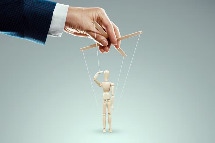 «Расходный материал»: как деструктивные центры охотятся на людей