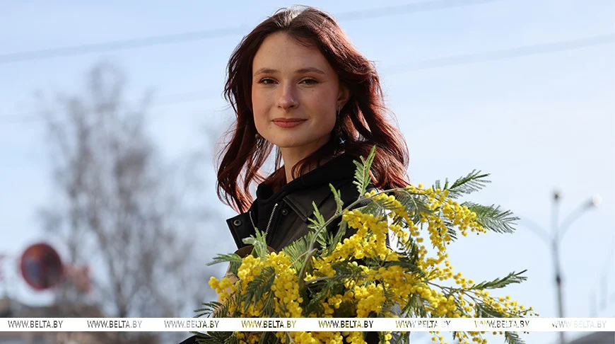 «Вы – самое ценное, что есть в нашей жизни». Лукашенко поздравил соотечественниц с 8 Марта