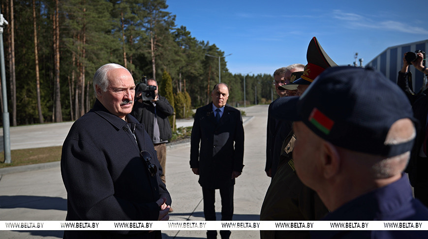 Лукашенко поручил ужесточить подготовку водителей в автошколах