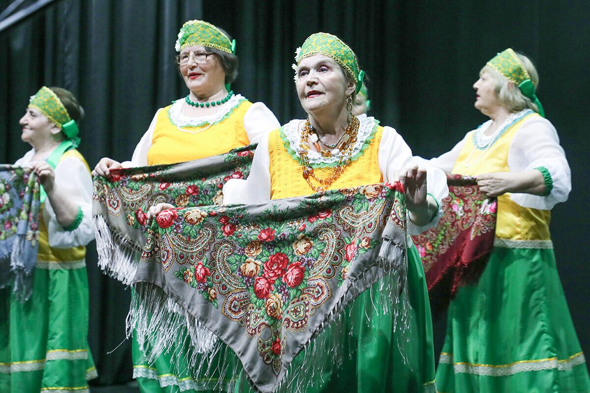 Приглашаем на фестиваль любительского искусства среди пожилых граждан «По жизни с песней»