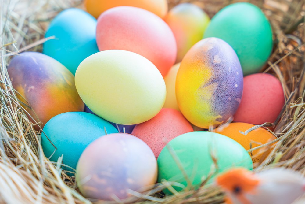 Сколько можно хранить пасхальные яйца