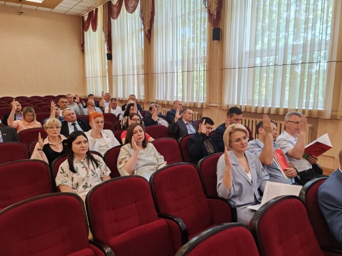 Главный посыл очередного заседания районного Совета депутатов: чистота требует дела!