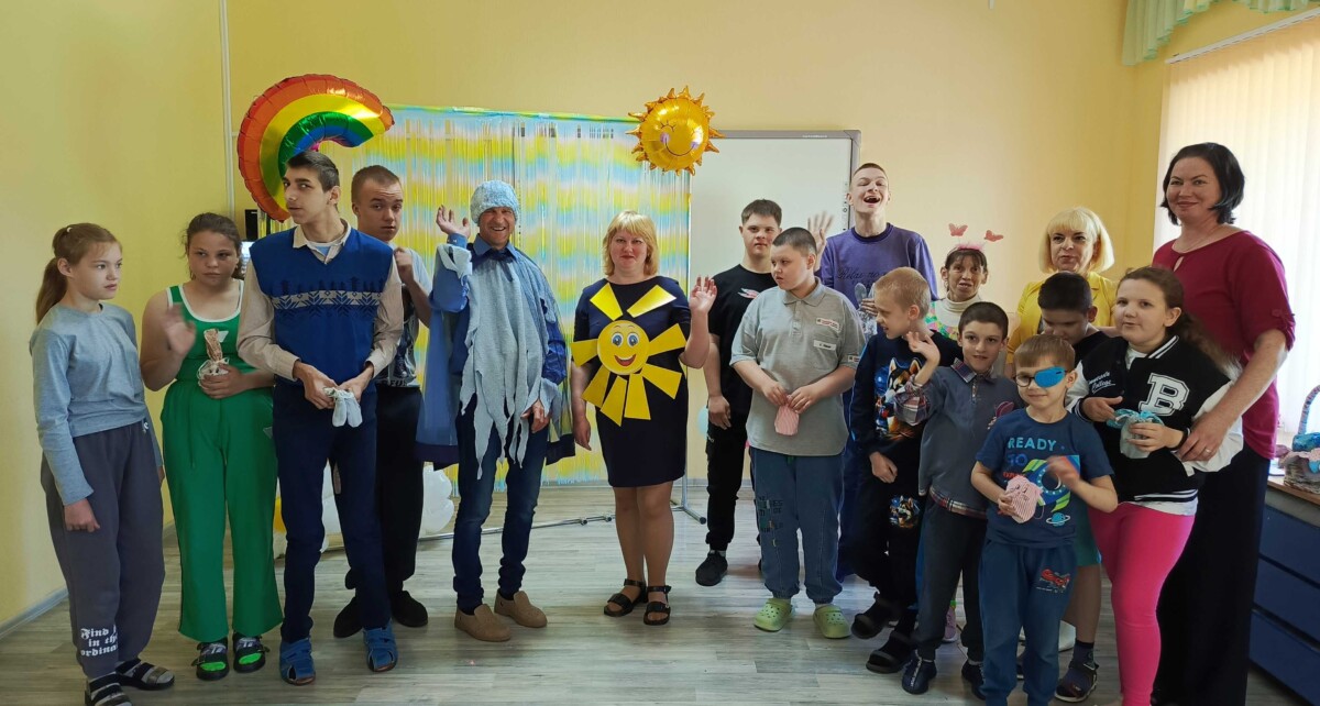 Ко Дню защиты детей в ЦКРОиР провели праздник «Дарим детям радость!»