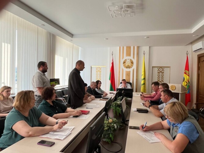 Тема ЖКХ в центре внимания на личном приеме граждан председателя райисполкома