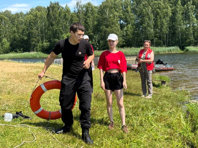 Спасательные жилеты, вода и сердечно-легочная реанимация: как в Горках подготовились к купальному сезону
