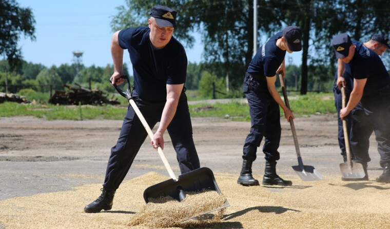 Cледователи Приднепровья помогают аграриям в уборочную кампанию