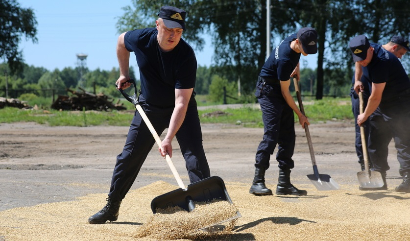 Cледователи Приднепровья помогают аграриям в уборочную кампанию